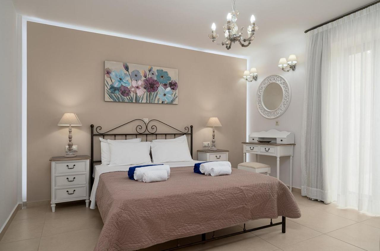 Orelia Cretan Deluxe Apartments Kamilári Exterior foto