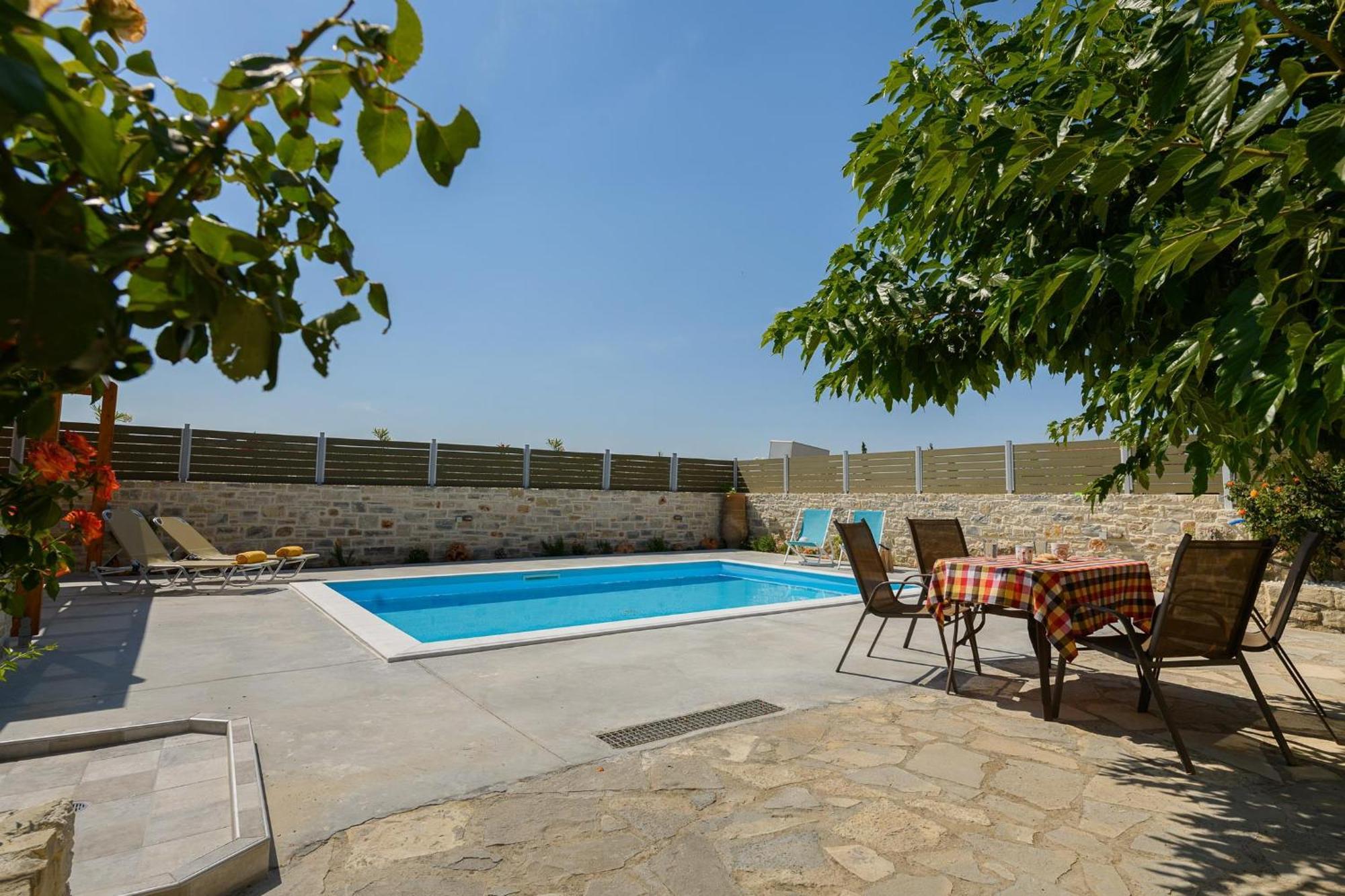 Orelia Cretan Deluxe Apartments Kamilári Exterior foto