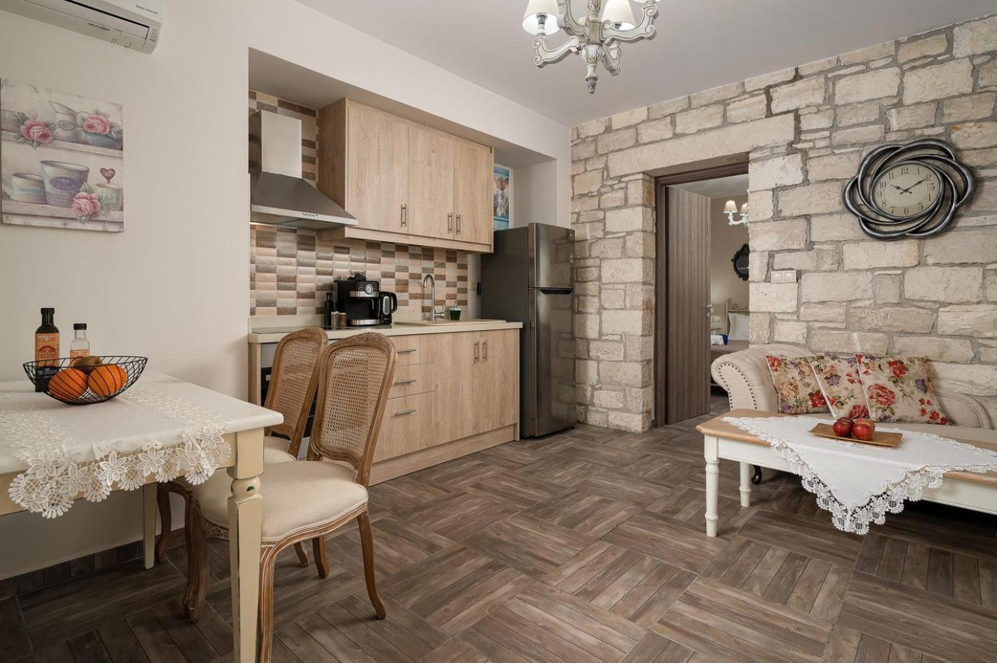 Orelia Cretan Deluxe Apartments Kamilári Exterior foto